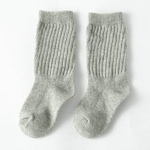 將圖片載入圖庫檢視器 C739AC-秋季精梳棉純色中筒襪學院風豎條堆堆襪【三雙起批】