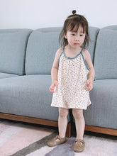 Load image into Gallery viewer, <Taiwan Pavilion> 8022SE-Fashionable cute baby wear floral sling jumpsuit
