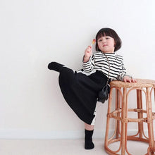 Load image into Gallery viewer, 20062TG-Autumn Korean version of children's bat sleeve striped long-sleeved top + skirt long skirt two-piece set