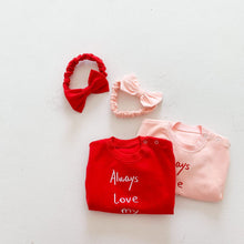 Load image into Gallery viewer, k3051LS-Spring and Autumn Girls English Letter Embroidery Cotton Long Sleeve Triangle Climbing Suit + Bowknot Hairband