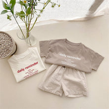 Load image into Gallery viewer, 24D840PCW- Korean style parent-child style fashionable short-sleeved boys and girls simple letter casual tops