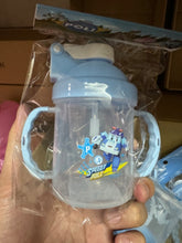 Load image into Gallery viewer, <Taiwan Pavilion> 20061AC-Children's learning training small kettle double-handle small straw water cup 240ML
