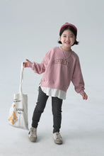 Load image into Gallery viewer, <Taiwan Pavilion> BB2431PCW-Autumn and Winter Japanese Style Boys and Girls Fake Two-piece Letter Printed Tops