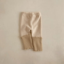 Load image into Gallery viewer, Y5345PA-Baby sweet wood ear edge stitching leggings (pre-sale delivery in early December)