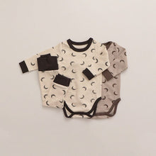 Load image into Gallery viewer, D21635TG-Autumn and winter high waist belly protection baby pajamas + hat