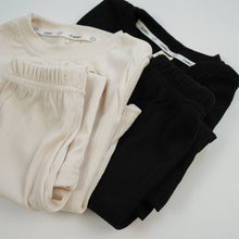 將圖片載入圖庫檢視器 24047TG-夏日韓版冰絲上衣+闊腿褲純色涼感套裝