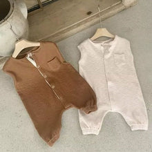 Load image into Gallery viewer, Y9338LS-Spring and Autumn Baby Pocket Open-Chest Sleeveless Bodysuit