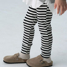 Load image into Gallery viewer, <Taiwan Pavilion> BB2447PCW-Autumn and Winter Japanese Style Boys and Girls Knitted Striped Trousers