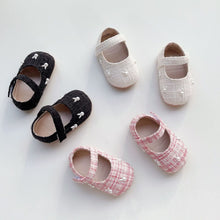Load image into Gallery viewer, X903AC-Spring Velcro Pearl Rabbit Soft-soled Toddler Shoes