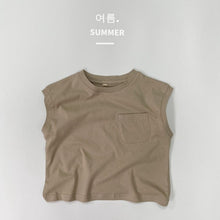 Load image into Gallery viewer, 1226SE- Korean style casual children's loose sleeveless outer wear vest