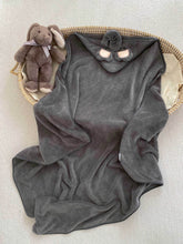 Load image into Gallery viewer, A08AC-Soft absorbent bathrobe with hood for infants and young children