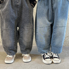 Load image into Gallery viewer, Q83102PA- Spring and Autumn Korean version of loose soft denim casual patch trousers