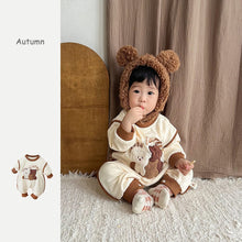 Load image into Gallery viewer, 2304155LS- Korean version of three little bears baby thickened jumpsuit