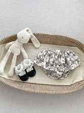 Load image into Gallery viewer, H10096SE- Summer flying sleeves lotus leaf collar solid color ribbed top & floral pants