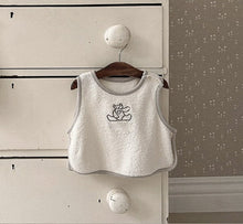 Load image into Gallery viewer, Y7327SE-Autumn and winter vest with bear terry contrasting edges
