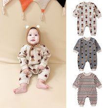 Load image into Gallery viewer, <Taiwan Pavilion> D23260LS-Autumn jacquard cute bear knitted crawling clothes
