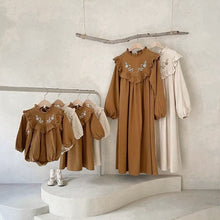 Load image into Gallery viewer, Y6334-Embroidered flower brushed wood ear stand collar long skirt