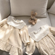 Load image into Gallery viewer, Y6403DS-Spring two-color lace large lapel bud sleeve dress