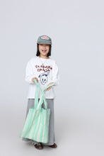 Load image into Gallery viewer, BB2618PCW-秋日卡通鴨印花長袖上衣