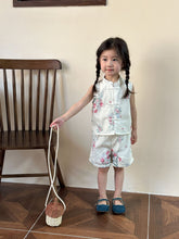 將圖片載入圖庫檢視器 Y7233TG-夏裝復古中國風花朵無袖盤扣上衣+短褲兩件套