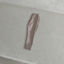 Load image into Gallery viewer, Y5343PA-Pure color simple newborn outerwear tight fleece pants (pre-sale delivery in early December)