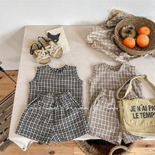 Load image into Gallery viewer, 123215TG-Summer Korean plaid short-sleeved shirt + shorts two-piece set