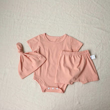 Load image into Gallery viewer, Y9130LS-Summer thin baby bodysuit + shorts + hat three-piece set