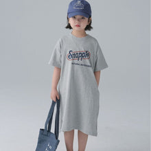 將圖片載入圖庫檢視器 BB-2418DS-日系字母印花開叉短袖洋裝親子裝