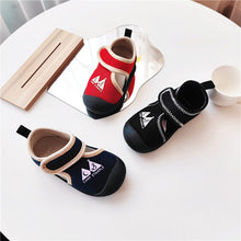 將圖片載入圖庫檢視器 110604AC-兒童包頭防踢沙灘涼鞋