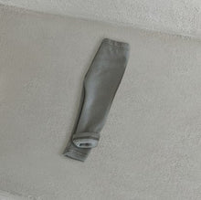 Load image into Gallery viewer, Y5343PA-Pure color simple newborn outerwear tight fleece pants (pre-sale delivery in early December)