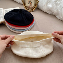 Load image into Gallery viewer, M2073AC-Vintage round top knitted versatile solid color beret