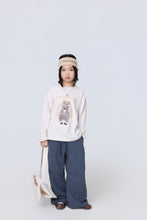Load image into Gallery viewer, BB2620PCW-秋日趣味兔子印花長袖上衣