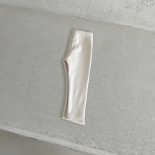 Load image into Gallery viewer, Y5343PA-Pure color simple newborn outerwear tight fleece pants (pre-sale delivery in early December)