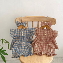 Load image into Gallery viewer, K2700TG-Summer color matching plaid flying sleeve baby shirt top + flower bud shorts + hair band three-piece set