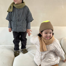 Load image into Gallery viewer, D83202SE-Autumn and winter plus velvet thickened short-sleeved buttoned vest jacket