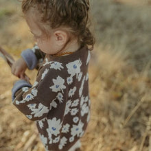 Load image into Gallery viewer, MY9304LS-Baby Fashion Flower Long Sleeve Sweater Bodysuit + Hat