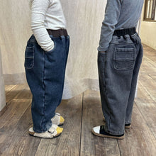 Load image into Gallery viewer, D81101PA-Autumn and winter one-piece plus velvet casual jeans