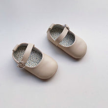 Load image into Gallery viewer, X905AC-Spring all-match solid color breathable cushion soft sole toddler shoes