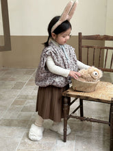 Load image into Gallery viewer, D82221SE-Autumn and winter Korean style padded floral vest