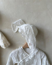 Load image into Gallery viewer, Y95129LS-春夏蕾絲長包腳連身衣&兔子耳朵帽&兩件套