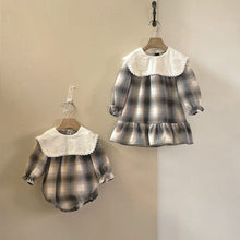 Load image into Gallery viewer, Y9413LS-Spring Korean style lace large lapel flower bud sleeves bodysuit