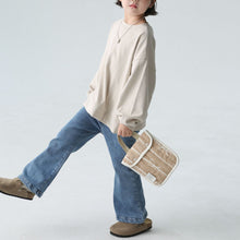 Load image into Gallery viewer, <Taiwan Pavilion> BB2443PA-Autumn and Winter Japanese Style Girls Flared Jeans