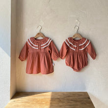 Load image into Gallery viewer, Y6340LS- Korean baby lace large lapel princess dress