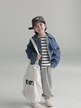 Load image into Gallery viewer, <Taiwan Pavilion> BB2343SE-Autumn Japanese Boys and Girls Casual Loose Denim Jacket