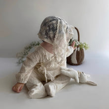 Load image into Gallery viewer, Y95129LS-春夏蕾絲長包腳連身衣&兔子耳朵帽&兩件套