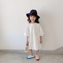 Load image into Gallery viewer, <Taiwan Pavilion> BB-2106DS-BOBOKIDS Spring and Summer New Children's Clothing Japanese Style Boys and Girls Solid Color Short Sleeve Neutral Wide Version Long T (A2)