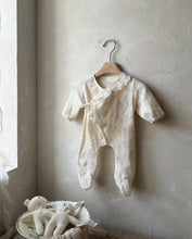 Load image into Gallery viewer, Y95129LS-春夏蕾絲長包腳連身衣&兔子耳朵帽&兩件套