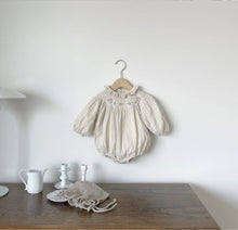 Load image into Gallery viewer, Y9315LS-Autumn small lapel retro flower embroidery bodysuit