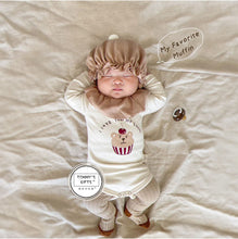 Load image into Gallery viewer, 24030415LS-Spring and Summer Korean Print Cake Baby Jumpsuit + Hat