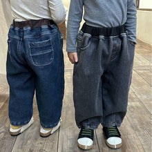 Load image into Gallery viewer, D81101PA-Autumn and winter one-piece plus velvet casual jeans